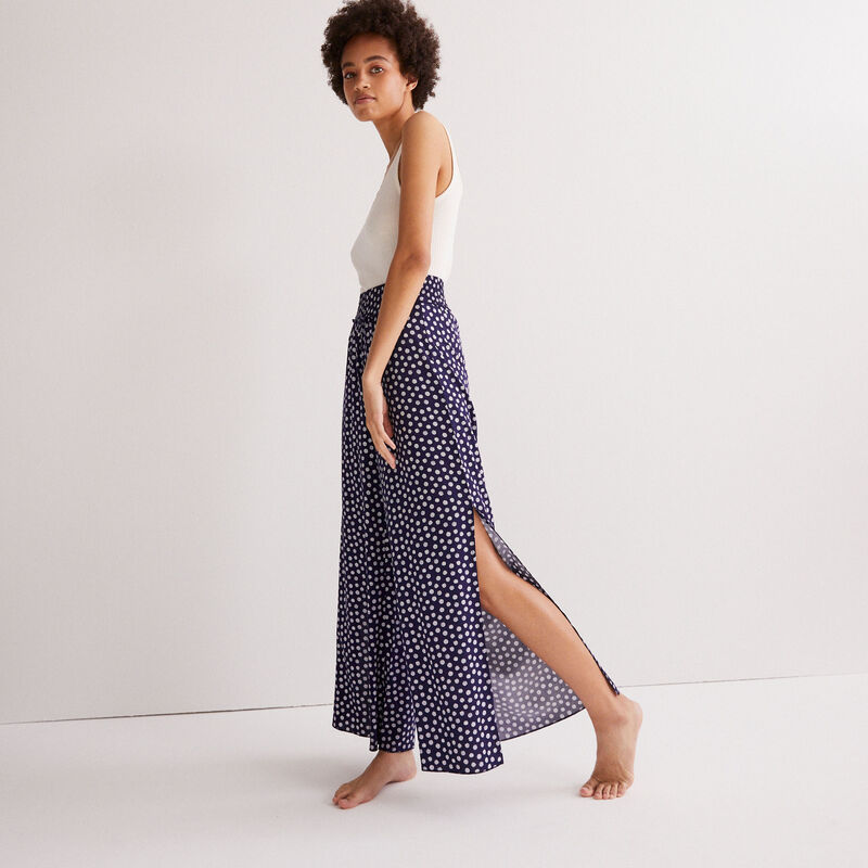 pantalón con estampado de margaritas - azul pantalón con estampado de margaritas - azul;