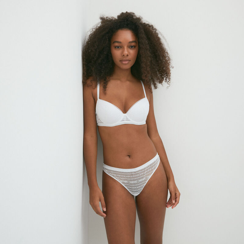Braguita tanga de encaje con detalle de nudo - blanca Braguita tanga de encaje con detalle de nudo - blanca;