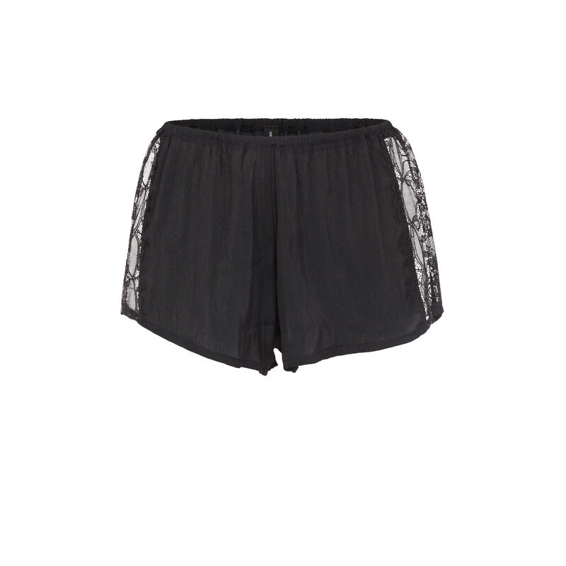 Short negro doublediz Short negro doublediz;