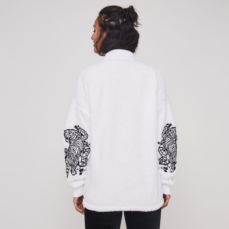 sudadera polar con cuello alto dragonsweatiz sudadera polar con cuello alto dragonsweatiz;