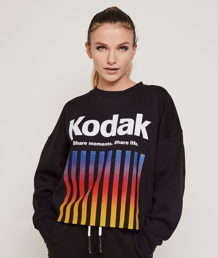 Sudadera con estampado kodak colorkodiz negro.