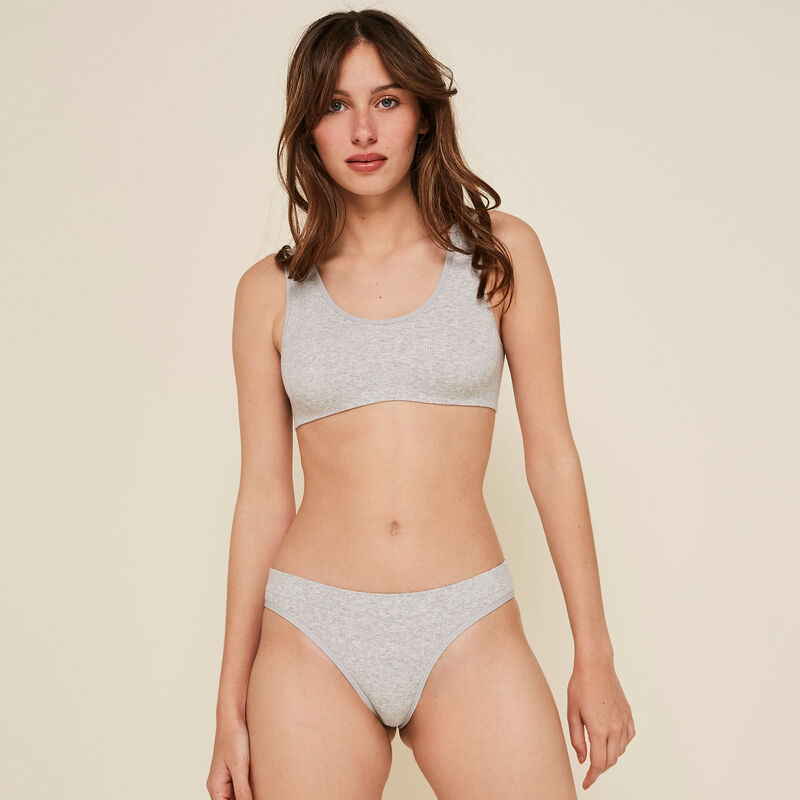Braguita gris monochromiz Braguita gris monochromiz;