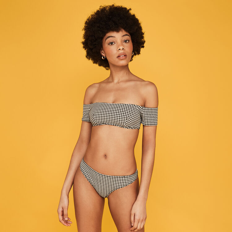 Top de bikini con hombros descubiertos victoriz black.