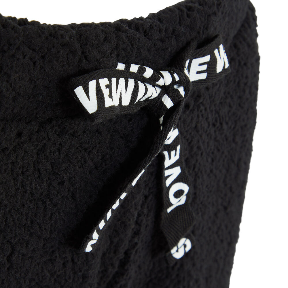 Pantalón polar con detalle de cordón polipantiz negro.