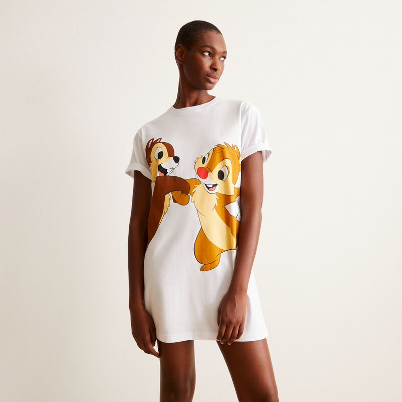 Camiseta larga con estampado Chip y Chop - blanca Camiseta larga con estampado Chip y Chop - blanca ;