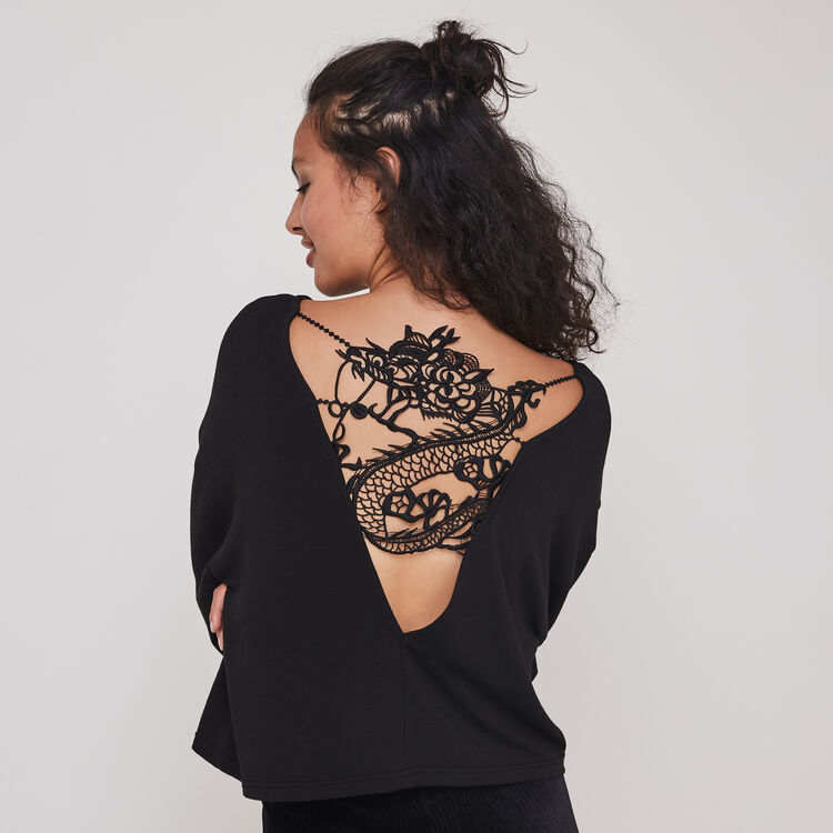 sudadera cuello de barco con bordado de dragón en la espalda doguipiz sudadera cuello de barco con bordado de dragón en la espalda doguipiz;