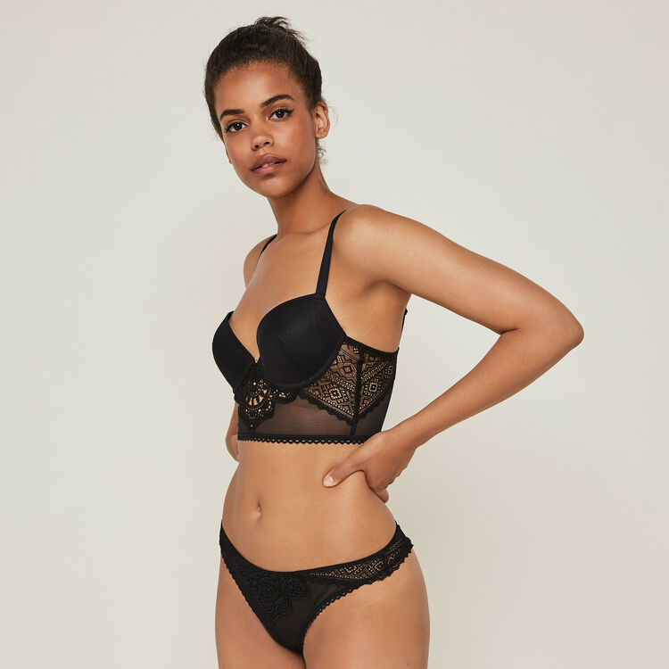 Braguita brasileña de tul y encaje femmefataliz negro.