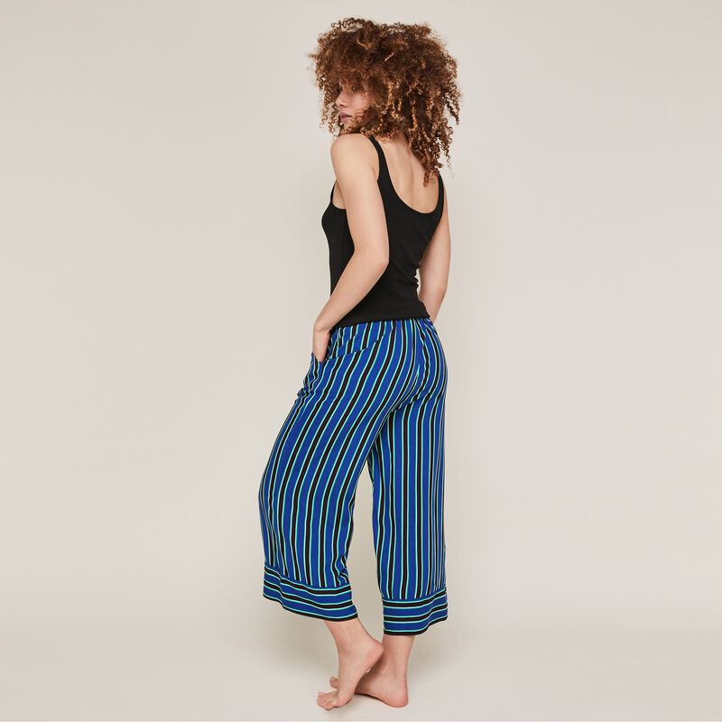 Pantalón de rayas azul Pantalón de rayas azul;