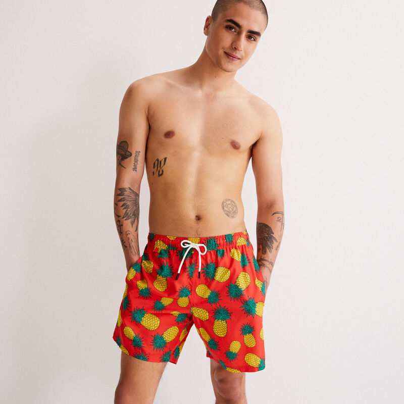 shorts de baño con estampado de piñas - rojo shorts de baño con estampado de piñas - rojo;