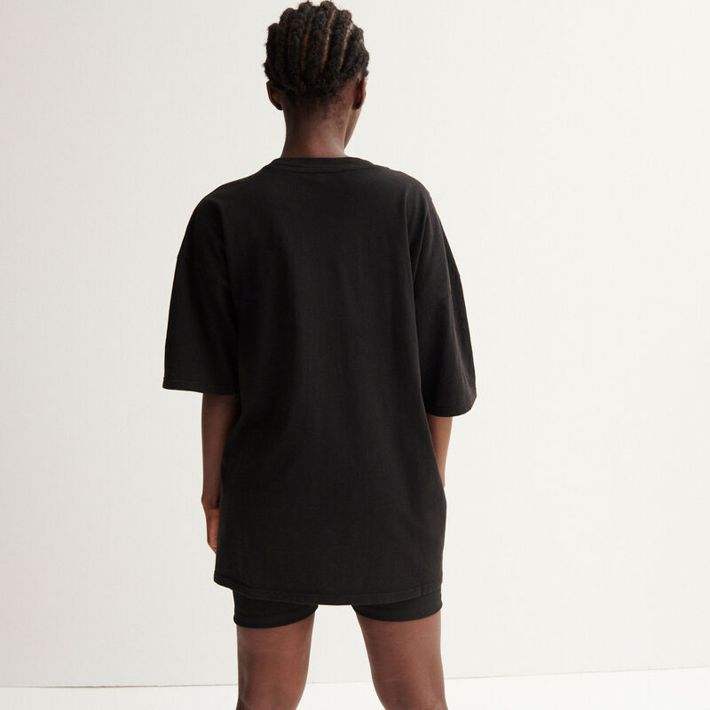 Top oversize Aya x undiz - negro Top oversize Aya x undiz - negro;
