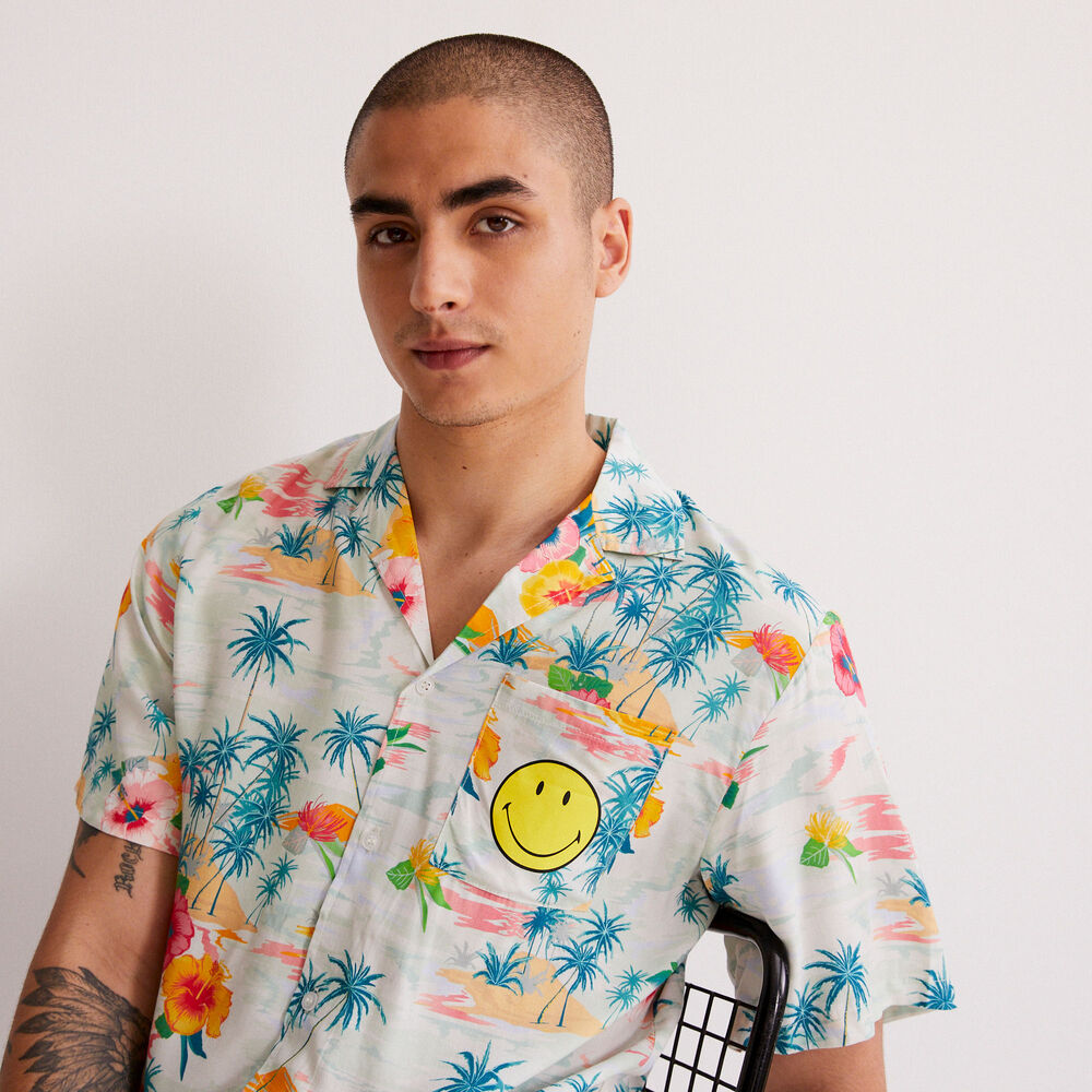 Camisa smiley de flores - blanca blanco.