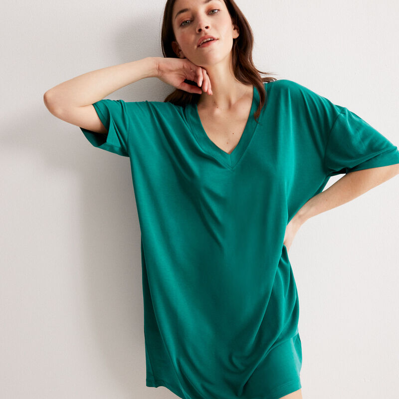 Túnica recta con cuello en V - verde Túnica recta con cuello en V - verde;