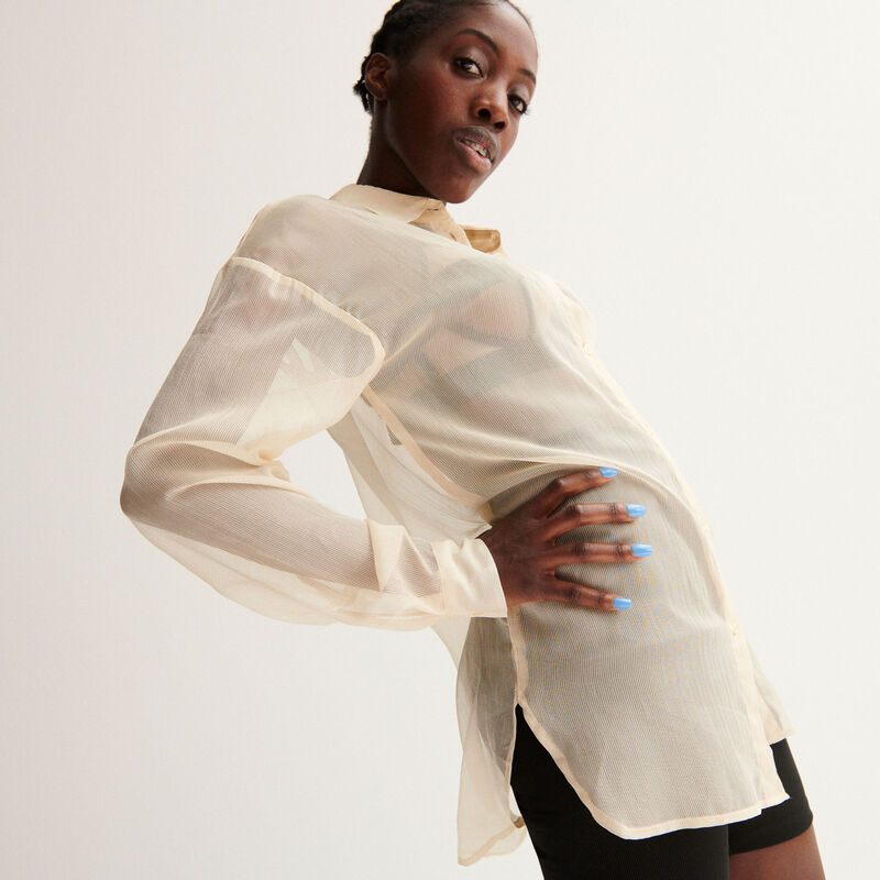 Camisa transparente Aya x undiz - crudo Camisa transparente Aya x undiz - crudo;