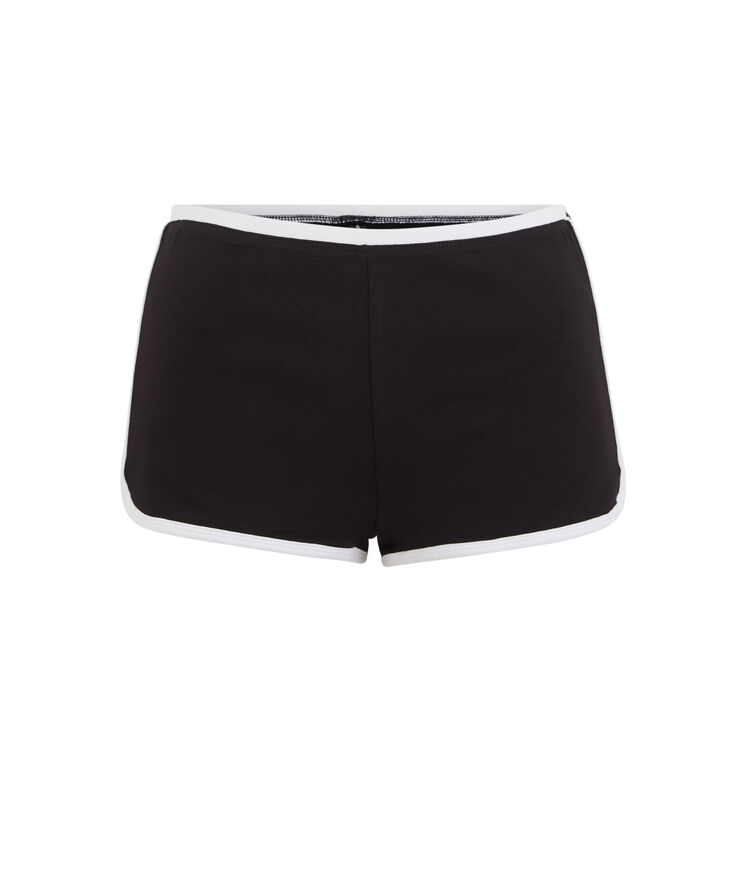 Short negro culottiz negro.
