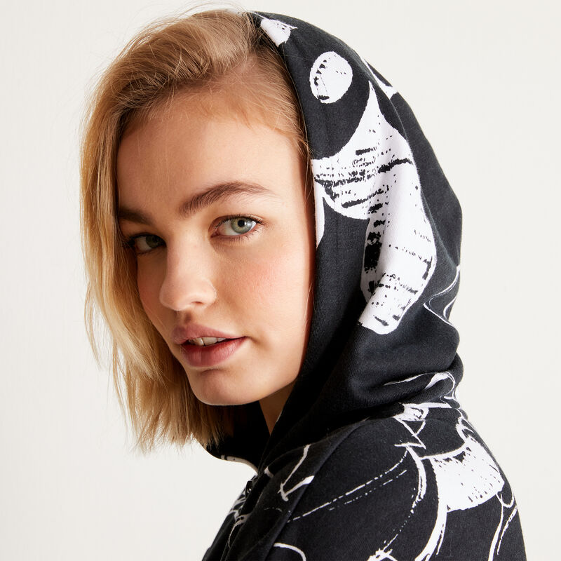 Sudadera con cremallera y motivos Mickey - negra Sudadera con cremallera y motivos Mickey - negra;
