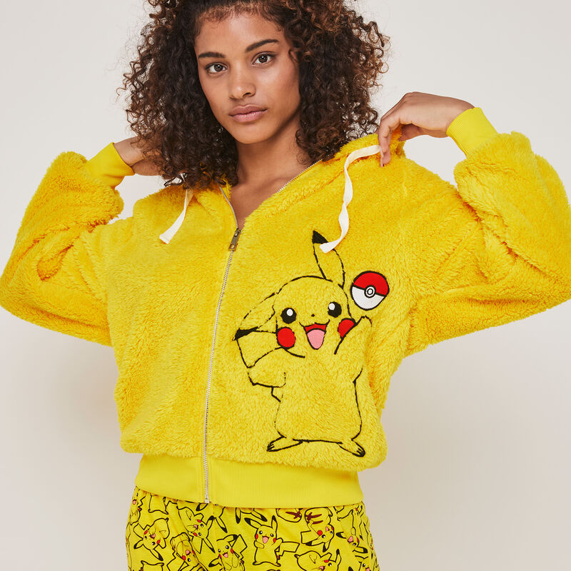 chaqueta polar con capucha con estampado pikachu pikaballiz;