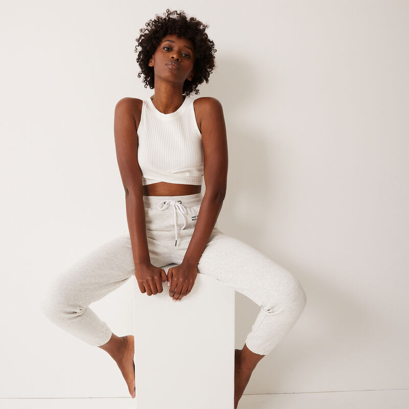 Crop top con efecto cruzado - blanco Crop top con efecto cruzado - blanco;