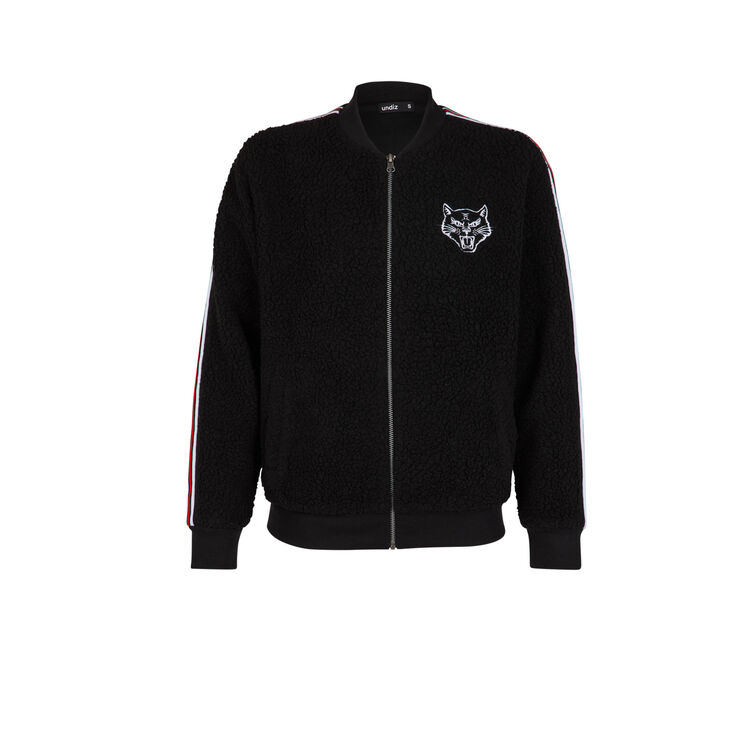 Chaqueta negra bullsiz Chaqueta negra bullsiz;