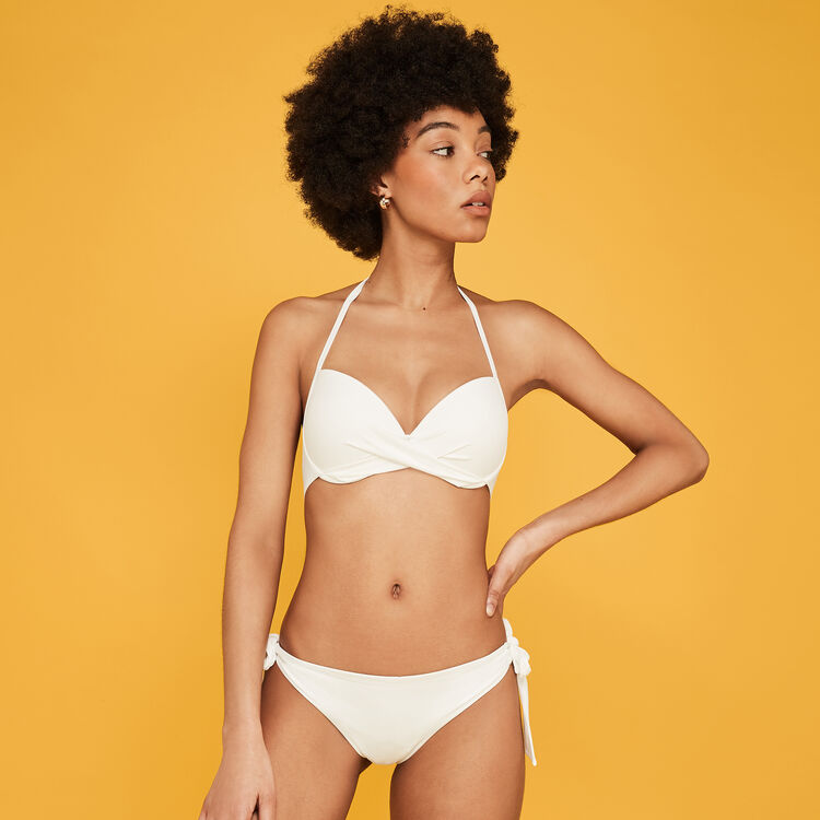 Top de bikini con push-up en blanco twistiz white.