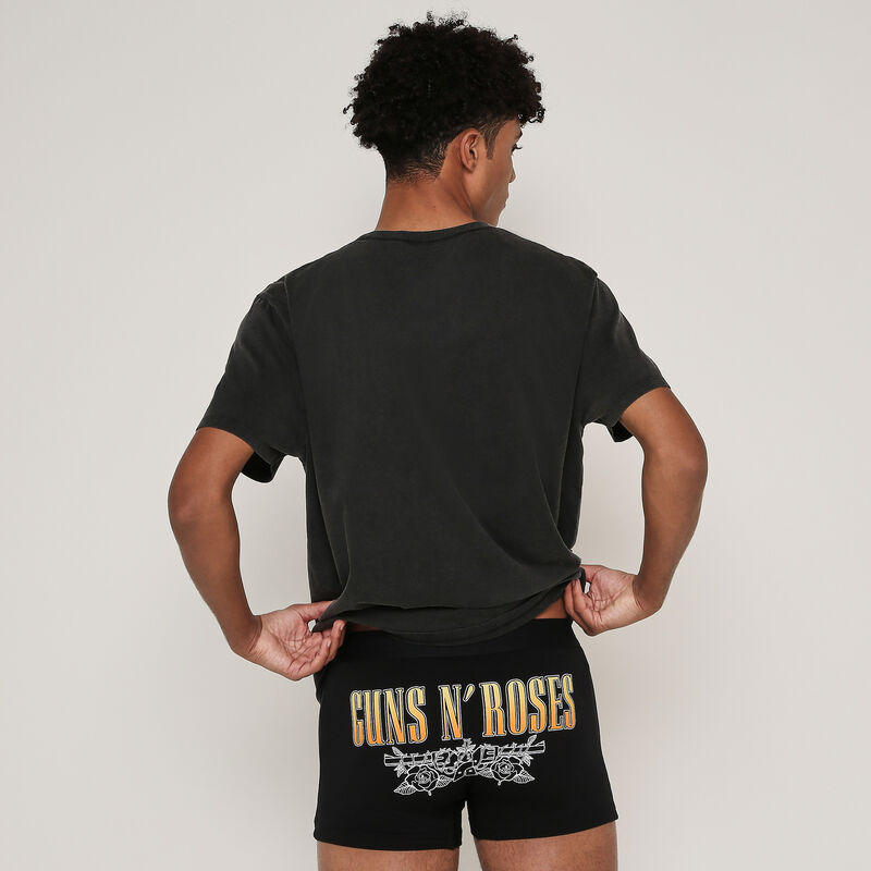 Camiseta con estampado gunrosiz Camiseta con estampado gunrosiz;
