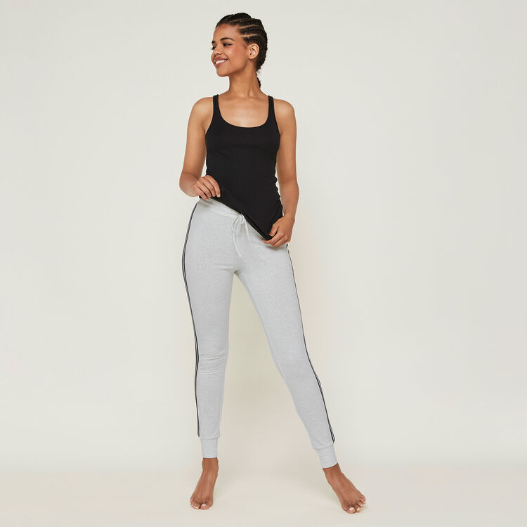 Pantalón de chándal con bandas laterales newazjiz Pantalón de chándal con bandas laterales newazjiz;