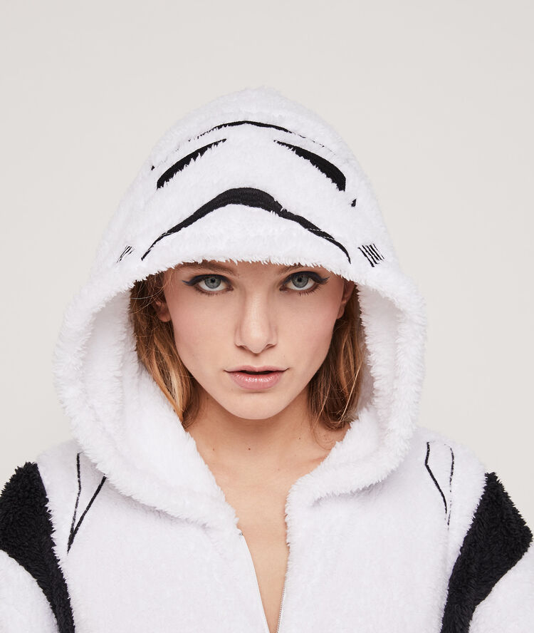 Mono polar storm trooper stormstropiz blanco.