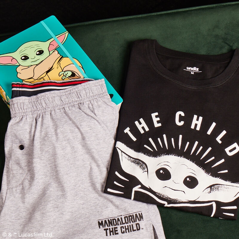 juego de pijama short baby Yoda - negro juego de pijama short baby Yoda - negro;