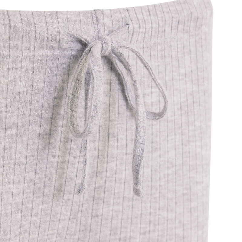 Pantalón suave bruvitamiz gris.