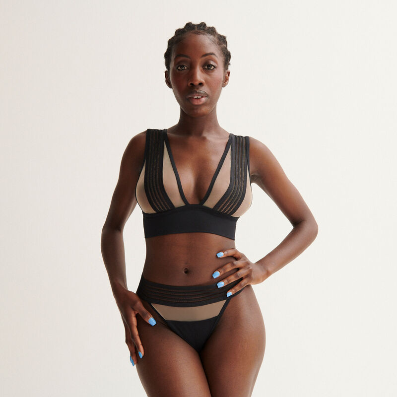 Braguita brasileña con bandas Aya x undiz - negro Braguita brasileña con bandas Aya x undiz - negro;
