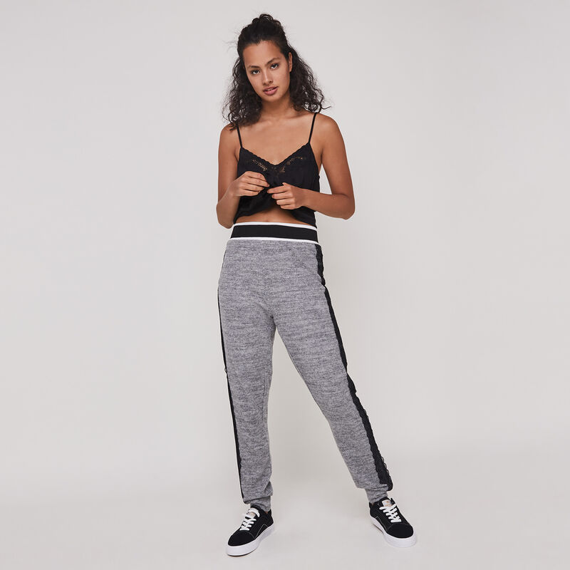 Pantalon tout doux détail dentelle dentelliz Pantalon tout doux détail dentelle dentelliz;