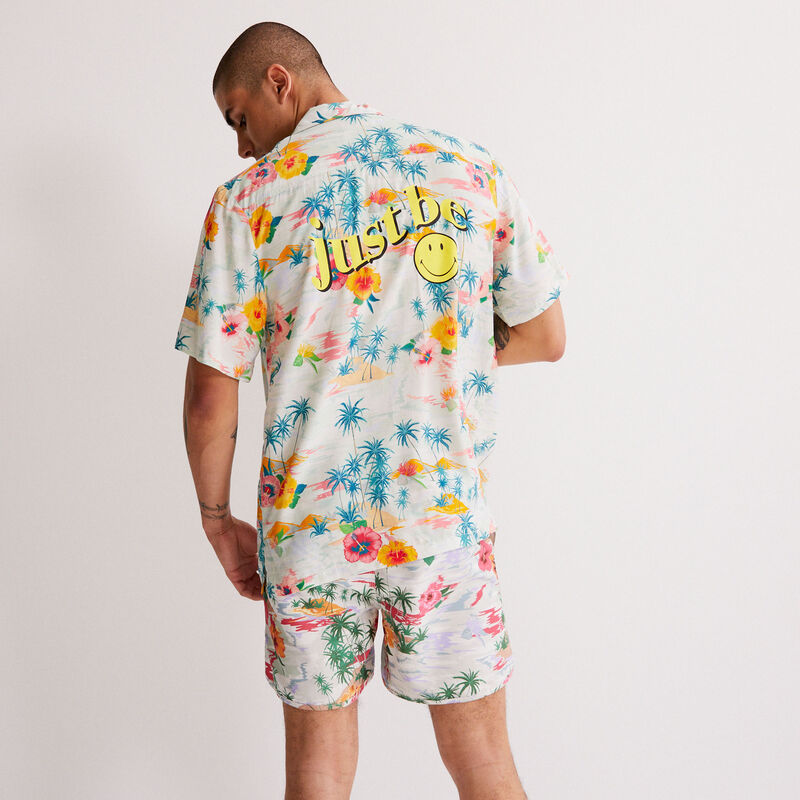 Camisa Smiley de flores - blanca Camisa Smiley de flores - blanca;