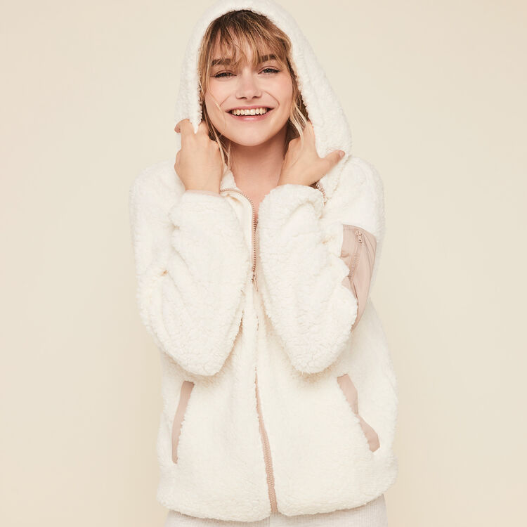 Chaqueta polar con capucha borgiz Chaqueta polar con capucha borgiz;