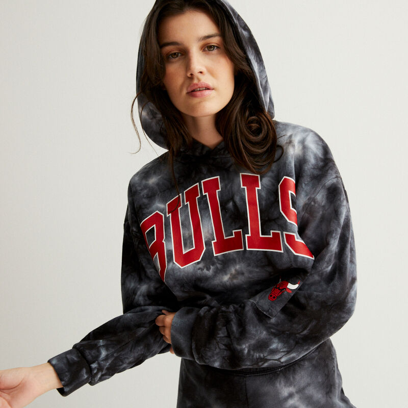 sudadera crop smoke chicago bulls - negro sudadera crop smoke chicago bulls - negro;