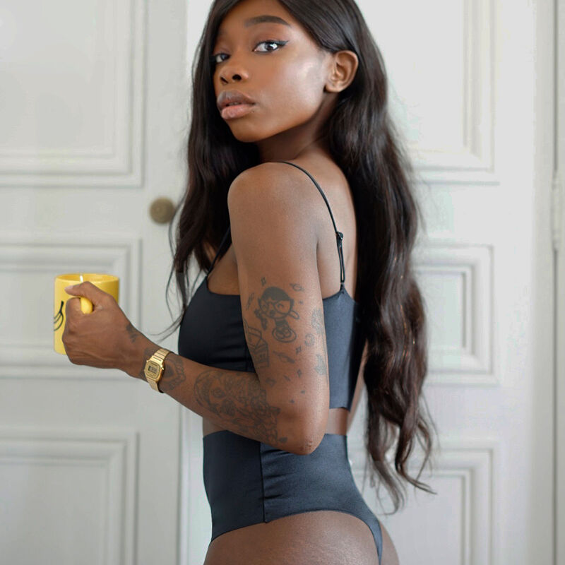Tanga de micro talle alto - negro Tanga de micro talle alto - negro;