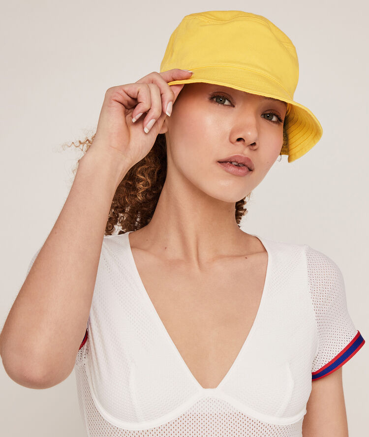 Bob liso - amarillo amarillo.