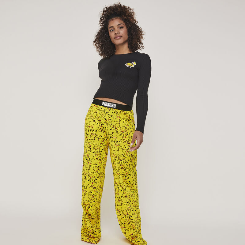 Pantalón de punto con estampado pikachu pikaballiz Pantalón de punto con estampado pikachu pikaballiz;